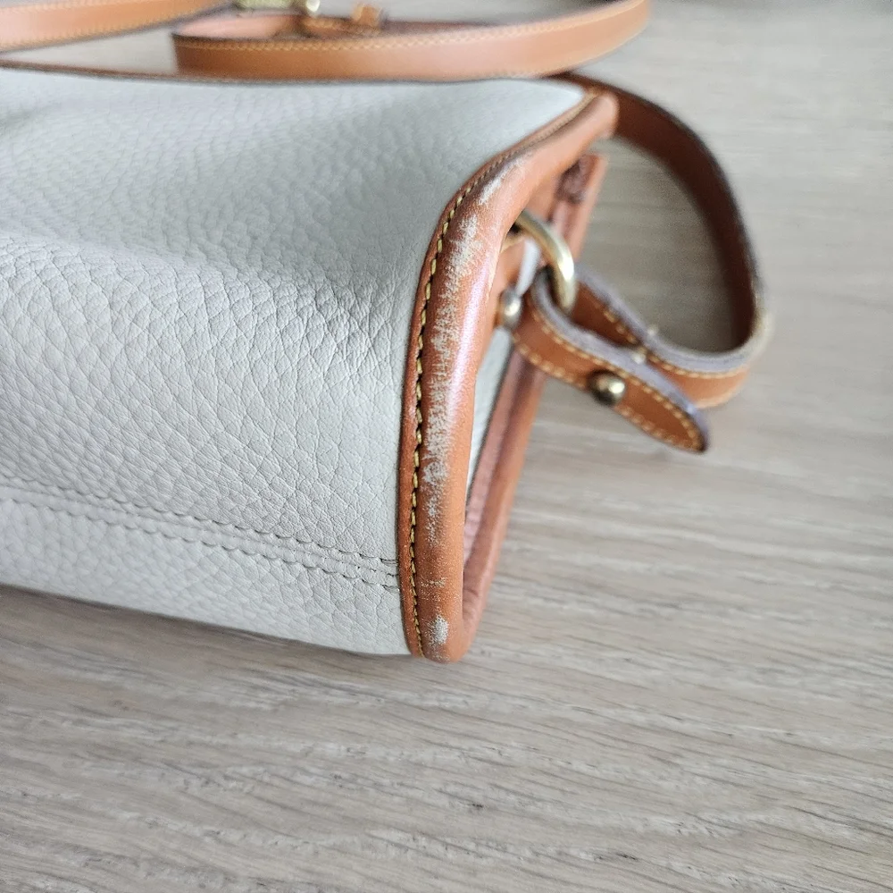 Dooney & Bourke Leather Crossbody Bag EUC - Picture 10 of 16